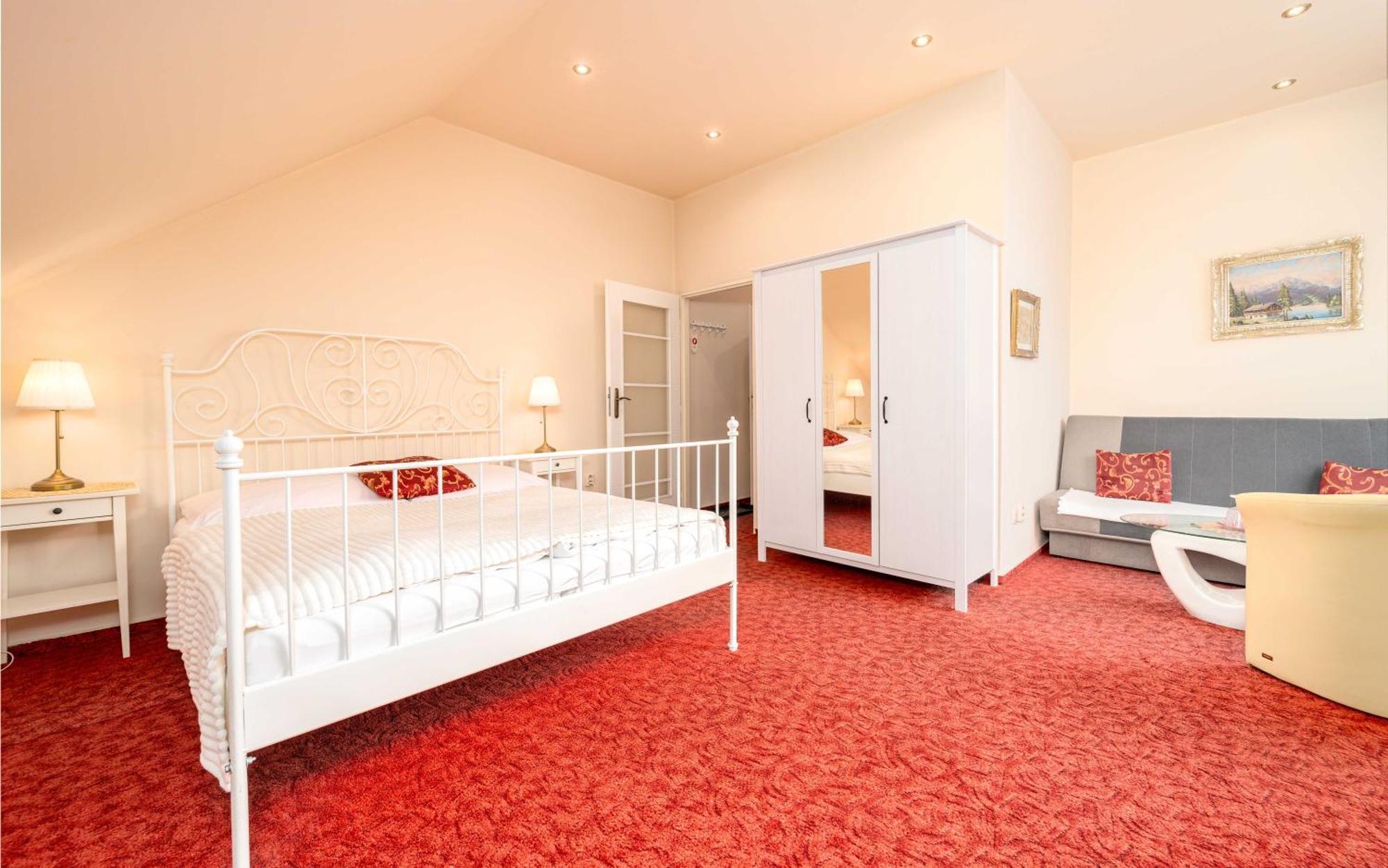 Nový Jičín Hotel Na Skalkach מראה חיצוני תמונה