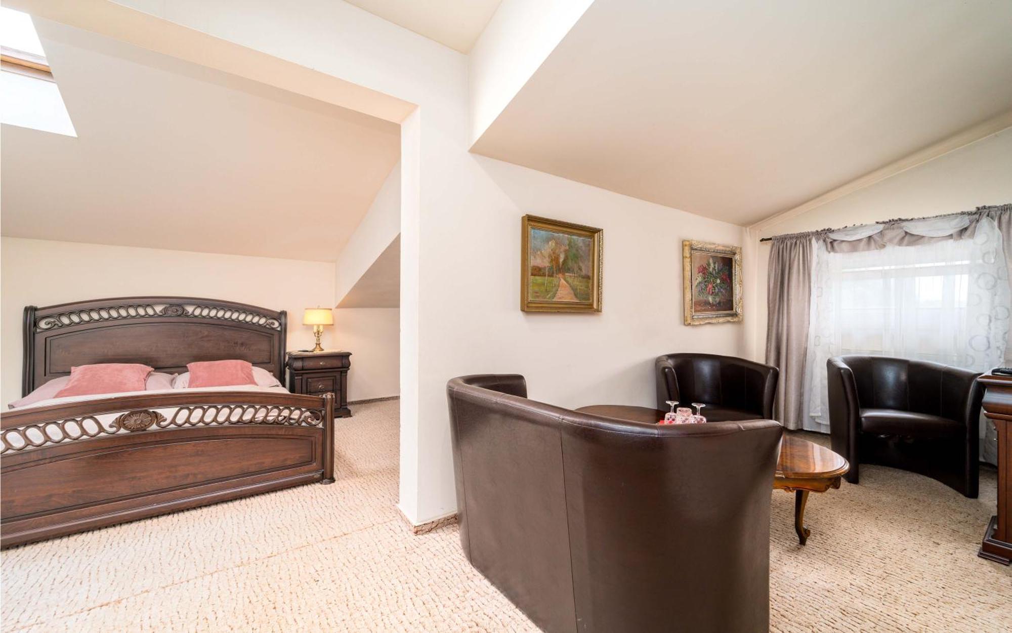 Nový Jičín Hotel Na Skalkach מראה חיצוני תמונה